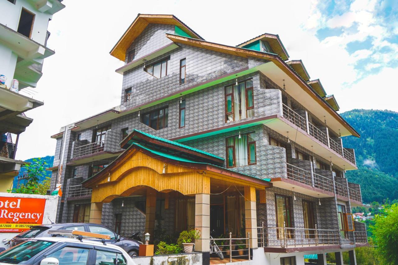 Hotel Akash Regency Manāli Eksteriør billede