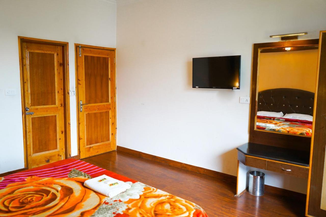Hotel Akash Regency Manāli Eksteriør billede